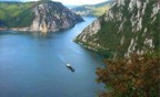POR�ILE DE FIER Arcul de triumf al Dunarii